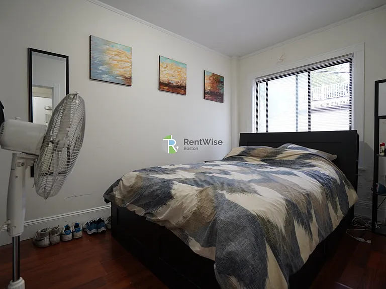 230 Walnut St #31B — Photo 2