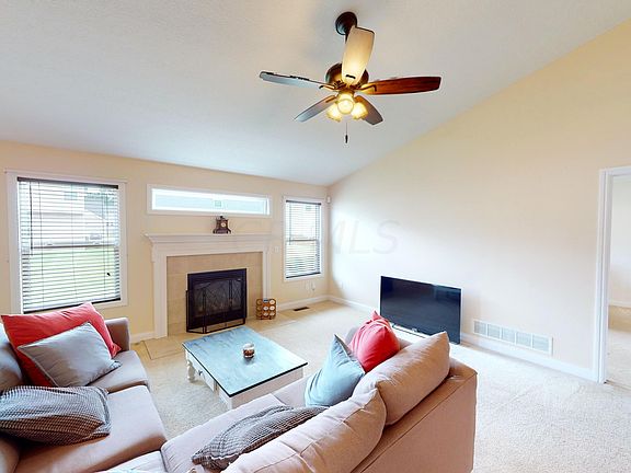 5th image of 204 Spinosa St