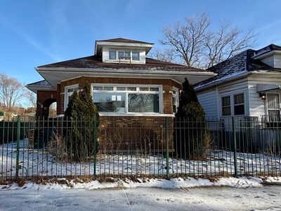 7741 S Oglesby Ave, Chicago, IL, 60649
