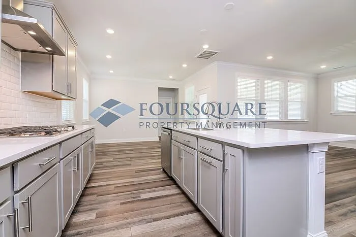 425 Canyon Spring Trl — Photo 9