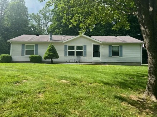 8820 Wood Rd, Albany, OH 45710