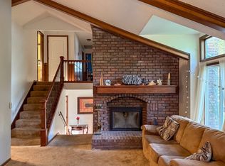 2098 S Oakcliff Rd, Joplin, MO 64801