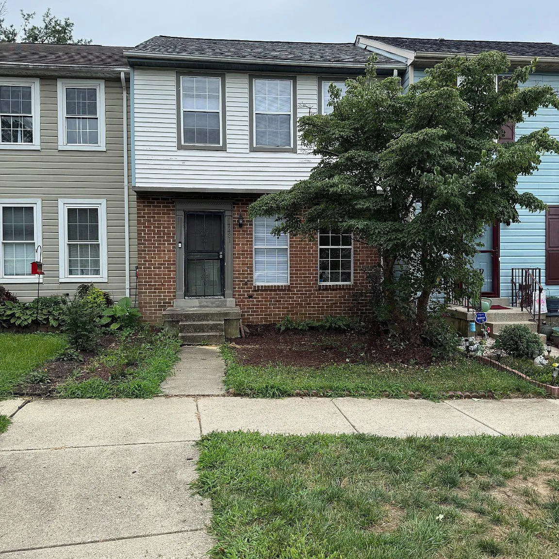 3 bed, 3.5 bath, 1200 sqft, $2,350 — Photo 1