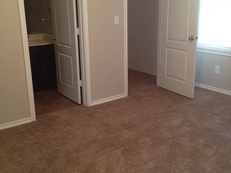 Coming Soon: 2 Bedroom Duplex for Rent in Lindale! — Photo 12