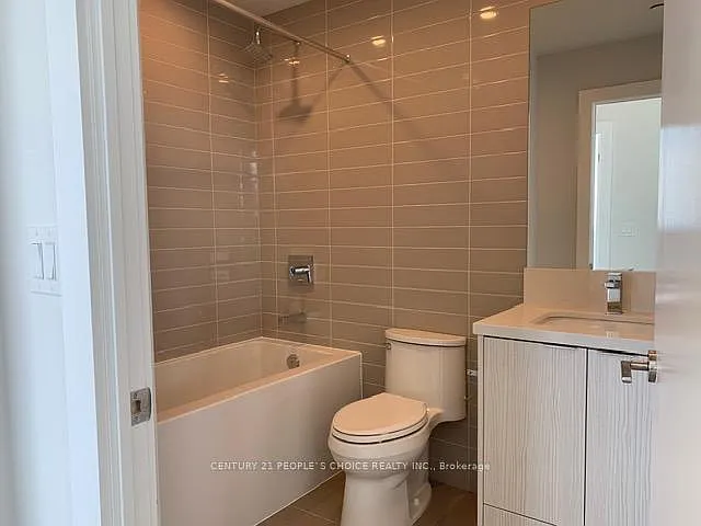 430 Square One Dr #Penthouse 05-05 — Photo 26