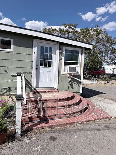 356 Gould St #B Photo 1