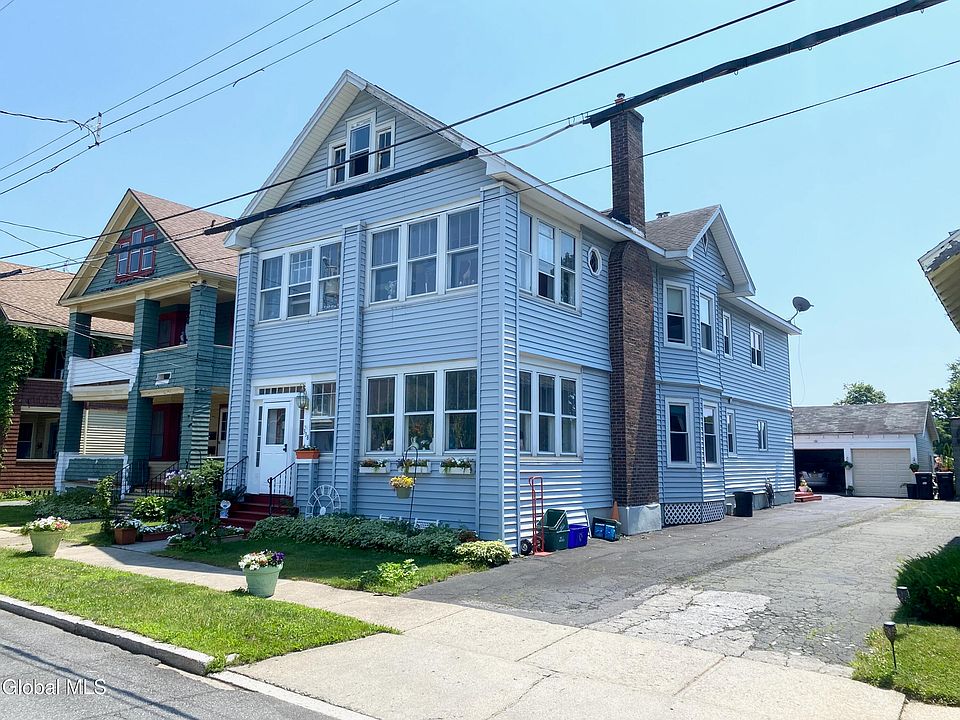 1st image of 338 Taylor Court