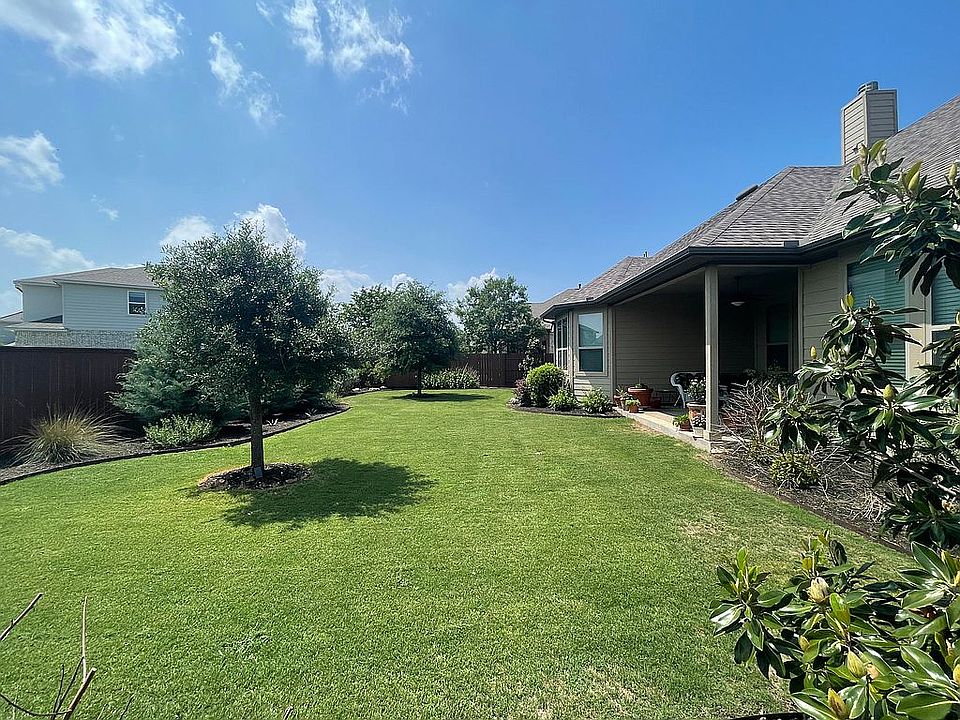 2nd image of 1205 Terrace View Dr