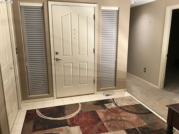 4th image of 2905 SE 161st Ave