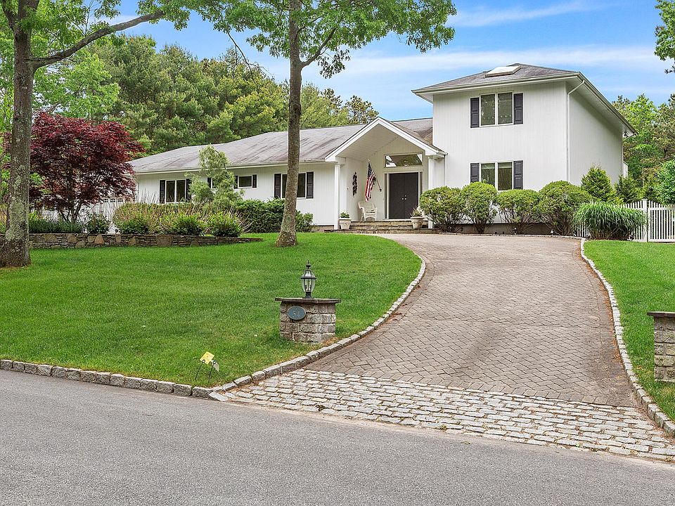 1st image of 54 Whippoorwill Ln