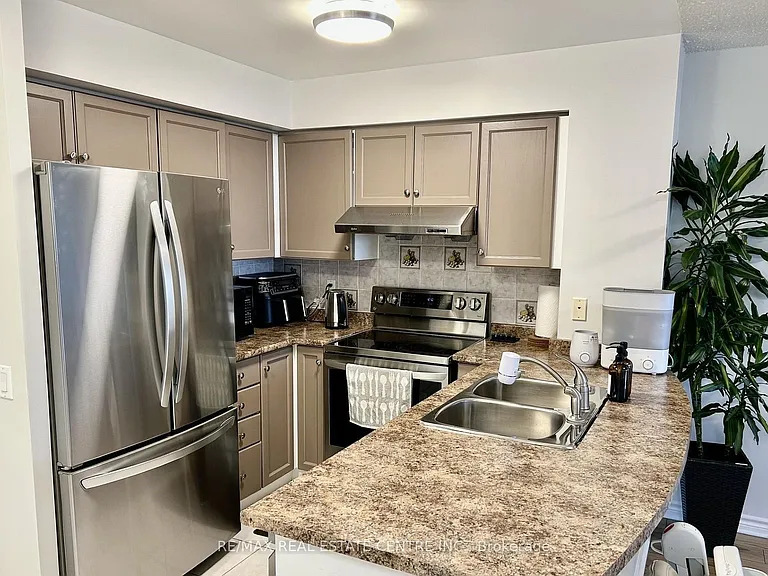 35 Kingsbridge Garden Cir #1804 — Photo 13