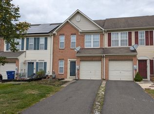 5 Rosemary Dr, Lumberton, NJ 08048