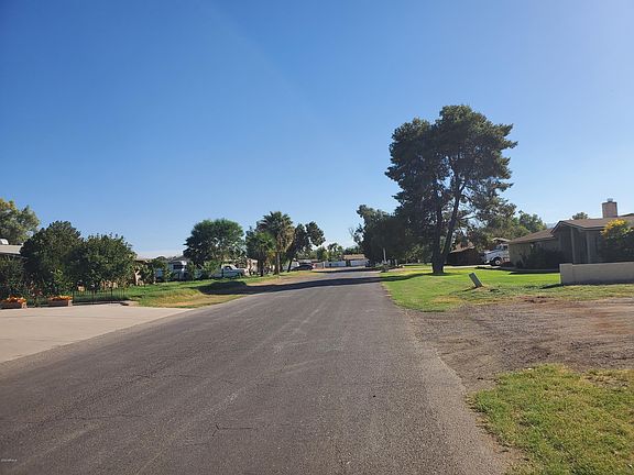 4th image of 6832 S 66th Ave