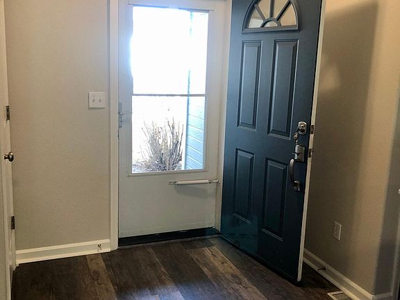 3rd image of 1307 Chichester Dr