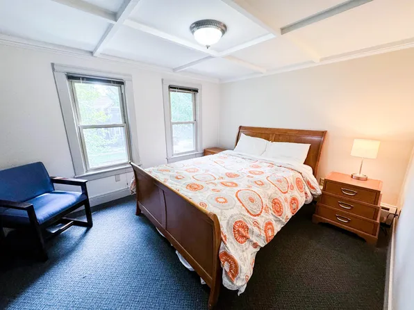 324 Center St APT 2, Ithaca, NY 14850