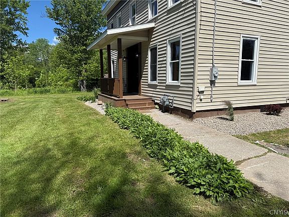 2nd image of 6637 Dix Rd