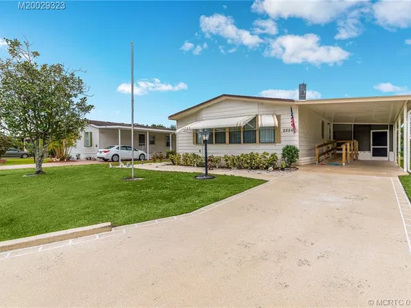 2886 SW Thunderbird Trl, Stuart, FL 34997