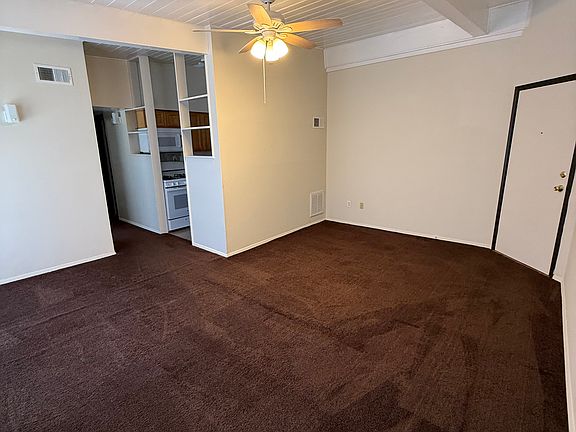 3rd image of 6032 42nd Ave #C
