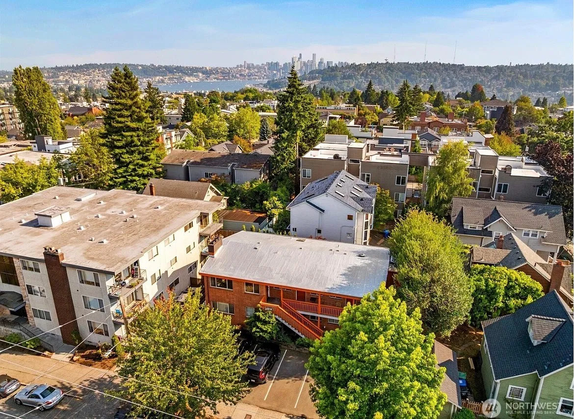 1 bed, 580 sqft, $2,150 — Photo 3