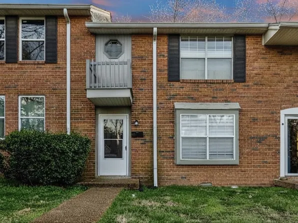 5510 Country Dr APT 12, Nashville, TN 37211