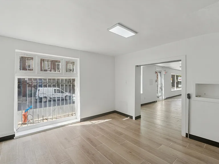 1538 Pine St #1R — Photo 7