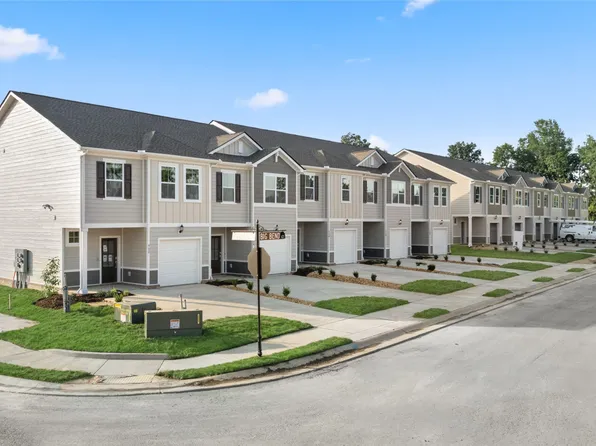 712 Big Bend Ct, White House, TN 37188