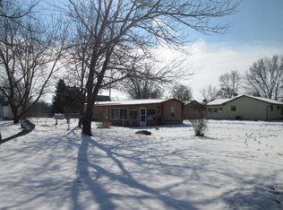 115 S 2nd St, Harpers Ferry, IA 52146