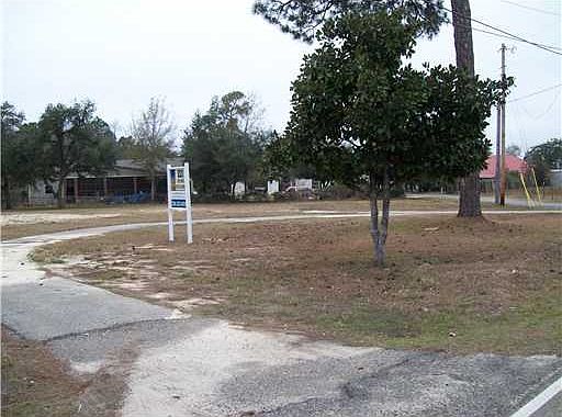 4th image of 2005 Nicholson Ave
