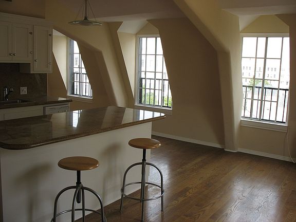 2nd image of 855 S Serrano Ave APT 62A