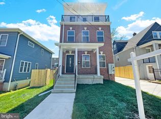5303 B St SE, Washington, DC