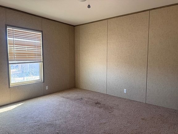 3rd image of 14501 W County Rd #171