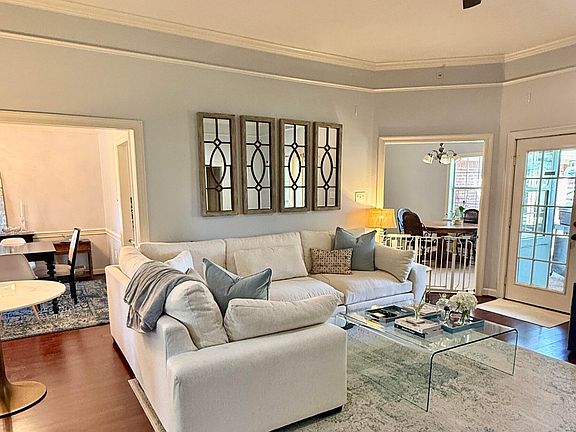 5th image of 10 Estates Dr