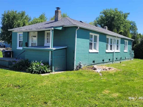3304 Iowa Ave, Connersville, IN 47331