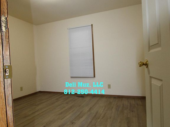 5th image of 518 E Illinois St #B