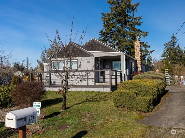 1209 111th Street S, Tacoma, WA 98444