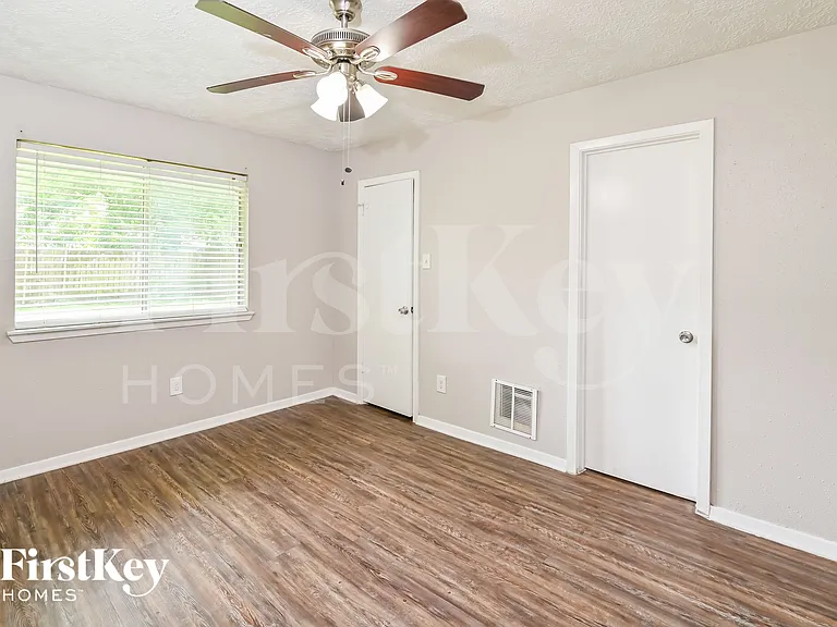 15823 Baybriar Dr — Photo 9