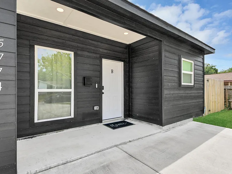 5774 Heron Dr #B — Photo 40