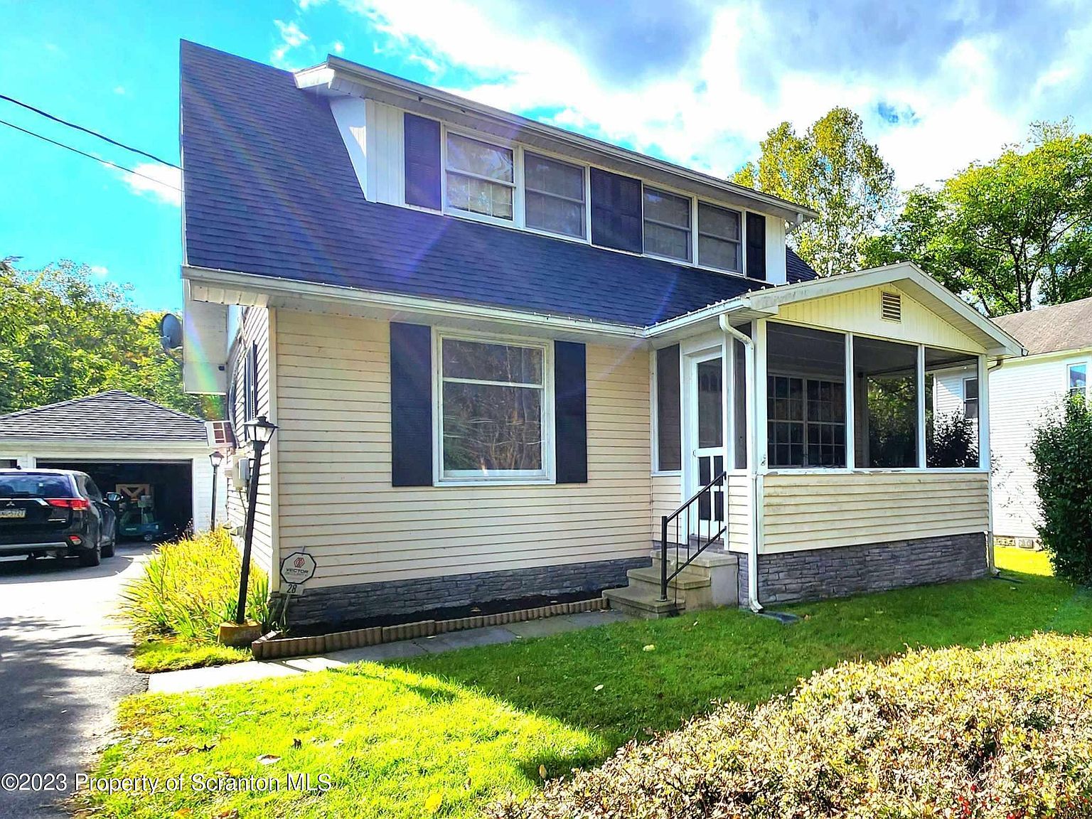 28 High St, Nicholson, PA 18446 Zillow
