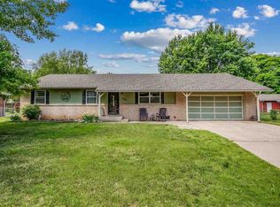 321 S 3rd Ave, Clearwater, KS 67026