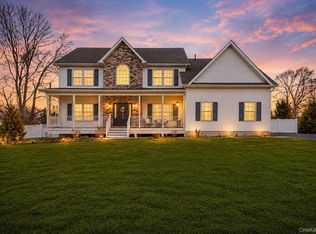 18 Reynolds Road, Monroe, NY 10950