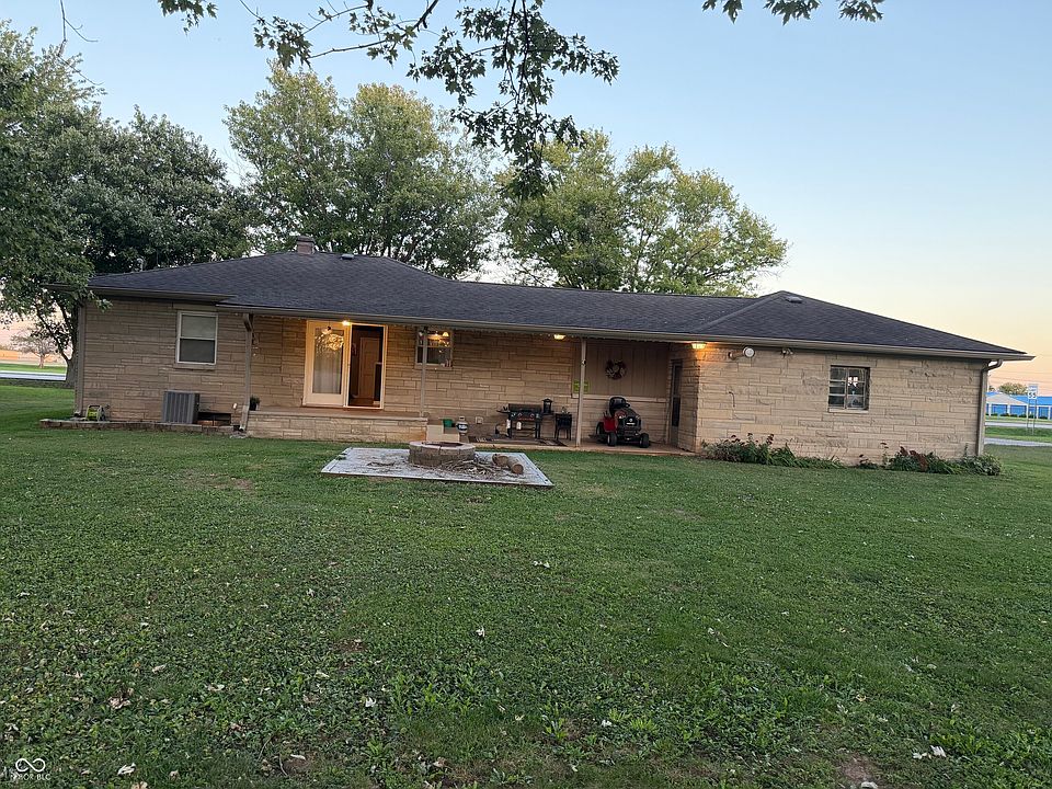 2nd image of 15250 N Us Highway 31