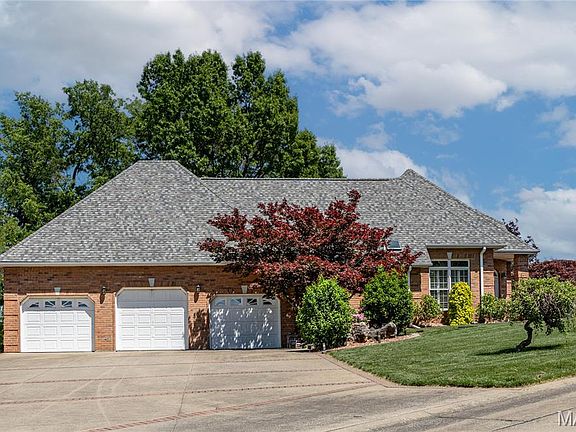 2nd image of 2586 Saint Andrews Dr