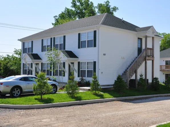 4827 Crown Point Pl APT B, Alton, IL 62002