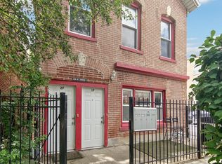 958 N Honore St, Chicago, IL 60622