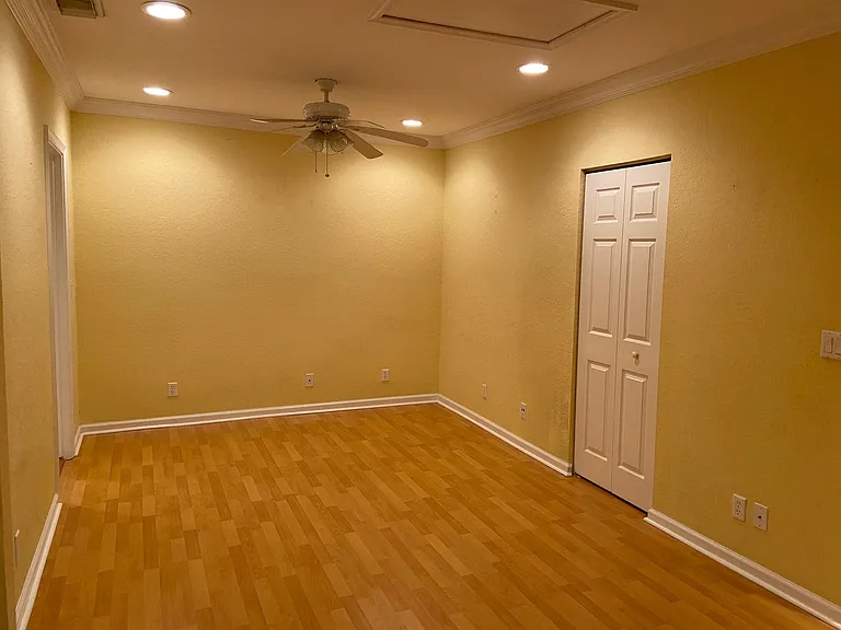 13377 Georgian Ct — Photo 18