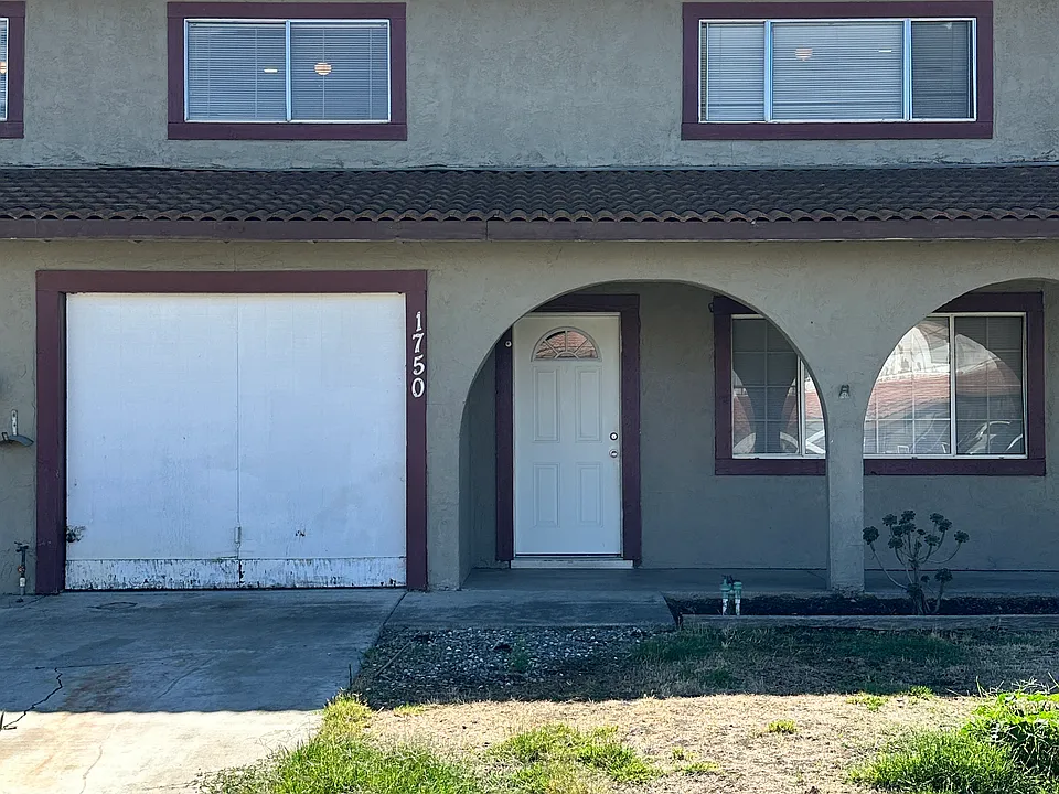 1750 Askren Ct