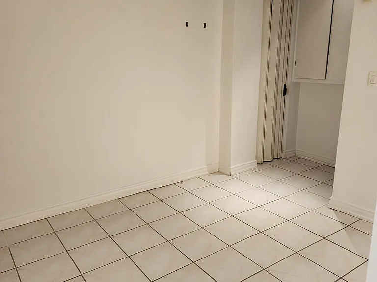 20 Wickham Ct #BASEMENT — Photo 3