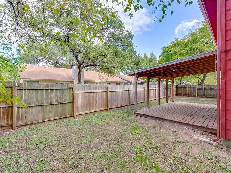 4200 Everest Ln — Photo 36