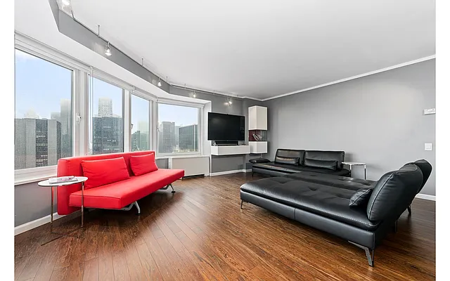 Rented by Douglas Elliman | media 3