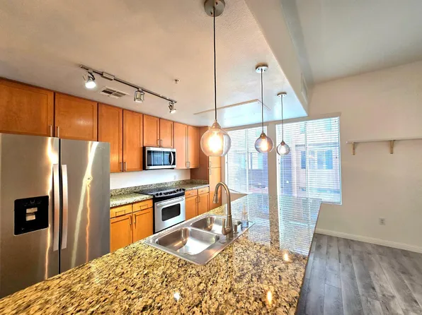 6605 93rd Ave Unit 1086, Glendale, AZ 85305